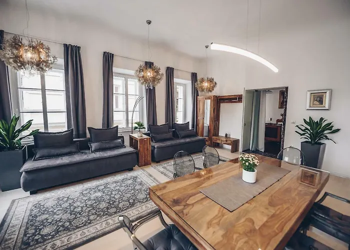 Feel Centre Apartment *